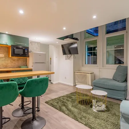 Apartment Full Equipment Designed In The Heart Of For 4 People
