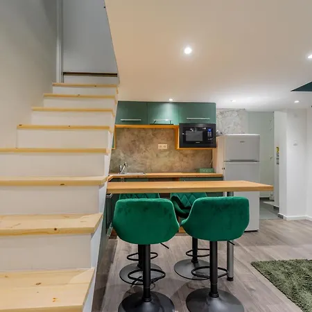 Full Equipment Designed In The Heart Of For 4 People * Budapest