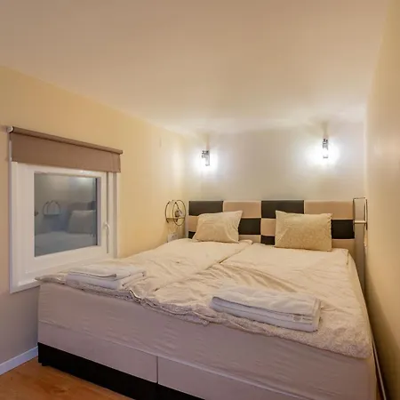 Full Equipment Designed In The Heart Of For 4 People Apartment *