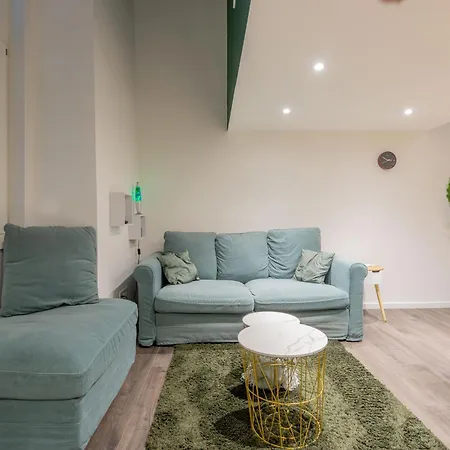 Full Equipment Designed In The Heart Of For 4 People Apartament
