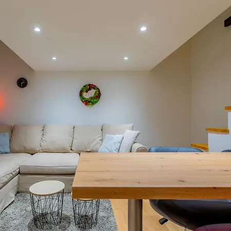 Apartament Full Equipment Designed In The Heart Of For 4 People Budapeszt