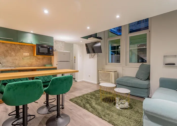 Appartement Full Equipment Designed In The Heart Of For 4 People