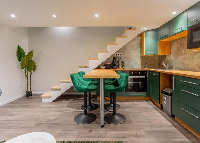 Full Equipment Designed In The Heart Of For 4 People Appartement *