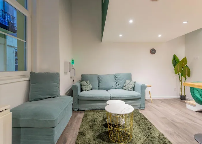 Full Equipment Designed In The Heart Of For 4 People Appartement