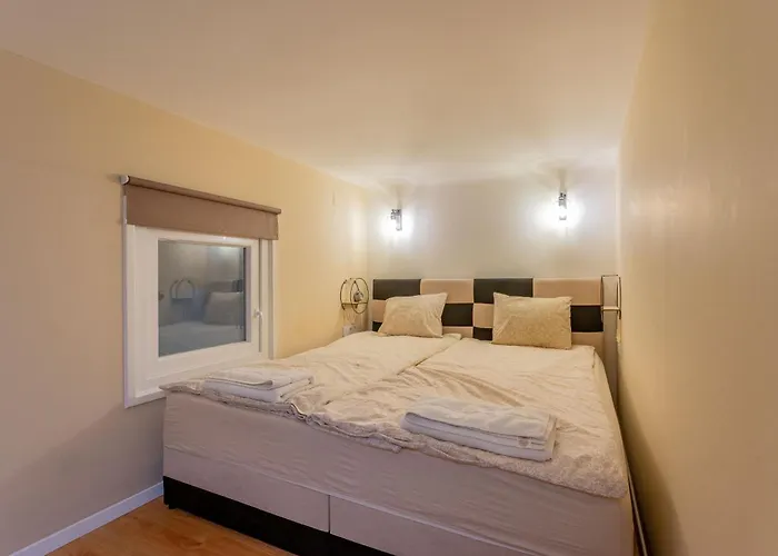 Full Equipment Designed In The Heart Of For 4 People Appartement *