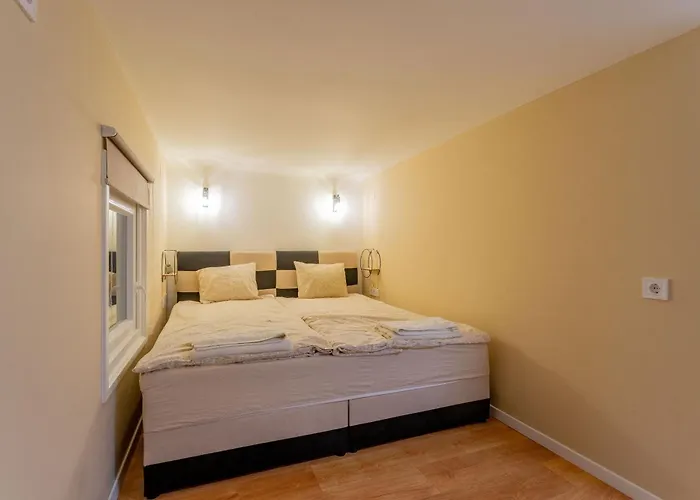 Appartement Full Equipment Designed In The Heart Of For 4 People Budapest