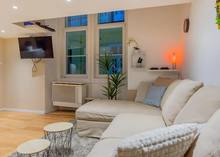 Appartement Full Equipment Designed In The Heart Of For 4 People *